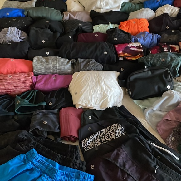 My lululemon collection - Picture 4 of 13